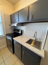 616 SE 3rd St, Unit 2 in Evansville, IN - Building Photo - Building Photo