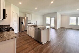 8418 Kokernot Ln in Rosharon, TX - Building Photo - Building Photo