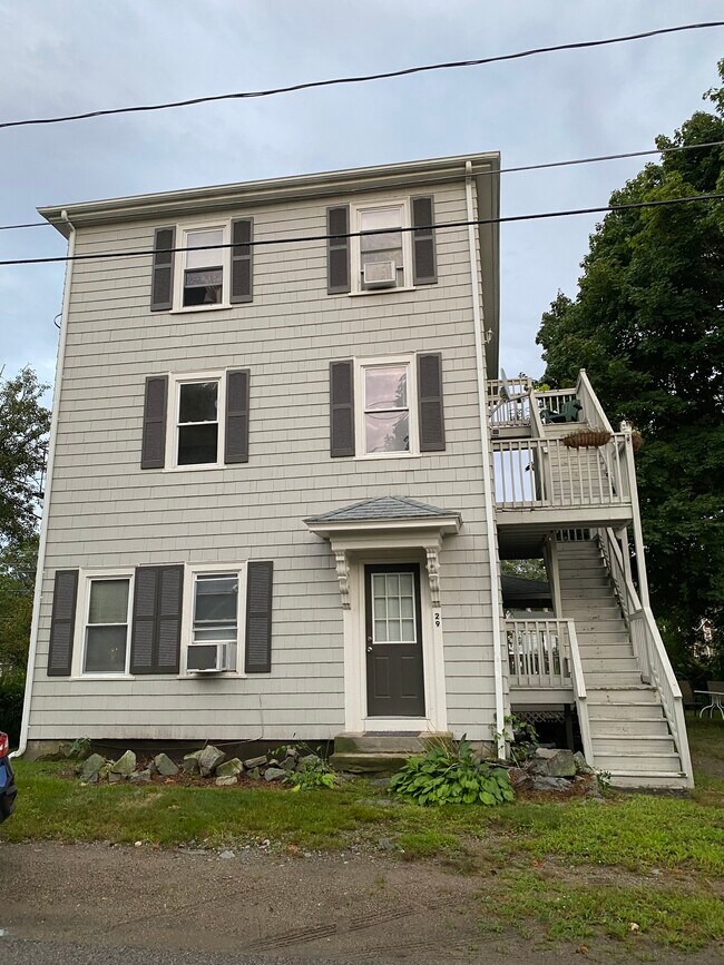 29 Angell St Rentals in Mansfield, MA