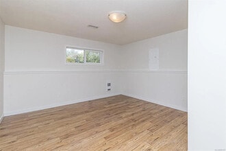 5235 Miller Rd in Duncan, BC - Building Photo - Building Photo