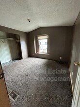 2211 Dort Hwy in Flint, MI - Building Photo - Building Photo