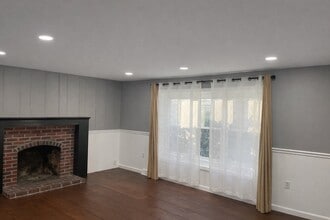 6 St John Ln in Milford, MA - Building Photo - Building Photo