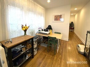 4547 N Albany Ave in Chicago, IL - Building Photo - Building Photo