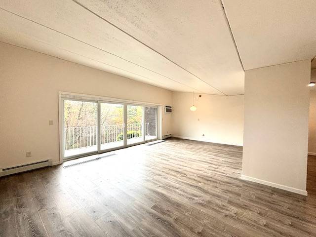 21 Swatling Rd in Latham, NY - Building Photo