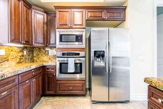 202 Alexander Ct in Encinitas, CA - Building Photo - Building Photo