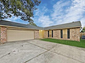 6530 Bridgegate Dr in Spring, TX - Building Photo