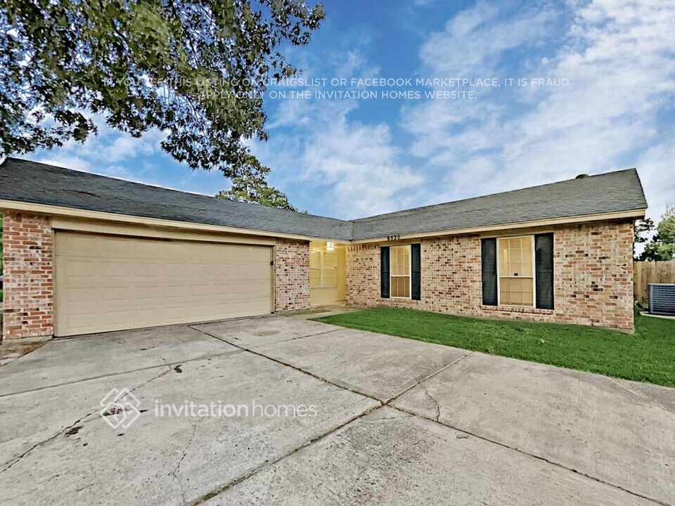 6530 Bridgegate Dr in Spring, TX - Building Photo
