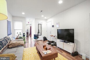 134 S 46th St in Philadelphia, PA - Building Photo