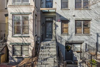 The Flats At Shaw in Washington, DC - Foto de edificio - Building Photo