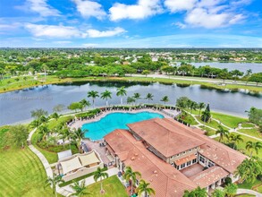 22264 SW 93rd Ct in Cutler Bay, FL - Building Photo - Building Photo