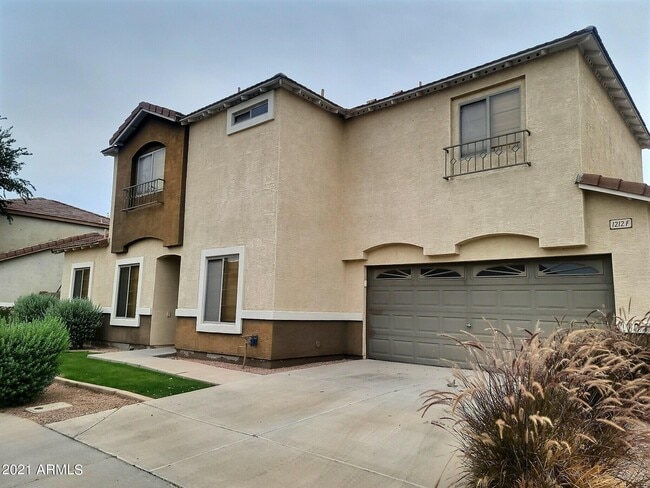 property at 1212 S Boulder St
