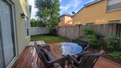 4349 Lake Tahoe Cir, Unit 5311 in West Palm Beach, FL - Building Photo - Building Photo