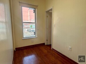 719 Driggs Ave-Unit -2 in Brooklyn, NY - Building Photo - Building Photo