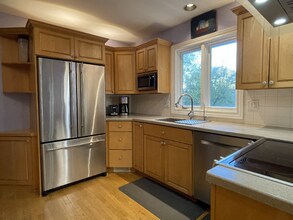 2888 Colonial Way in Bloomfield Hills, MI - Building Photo - Building Photo