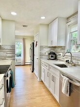 25 Homeward Ln in Natick, MA - Building Photo - Building Photo