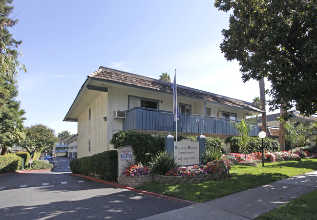 Boynton Brooks in San Jose, CA - Foto de edificio - Building Photo