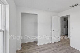 1115 F Ave in Fort Pierce, FL - Foto de edificio - Building Photo