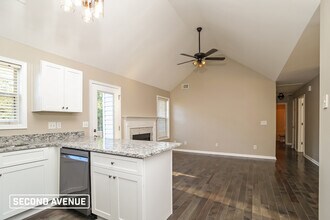 520 Hillcrest Cross Rd in Canton, GA - Building Photo - Building Photo