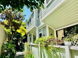 3616 Vía Dolce in Los Angeles, CA - Building Photo