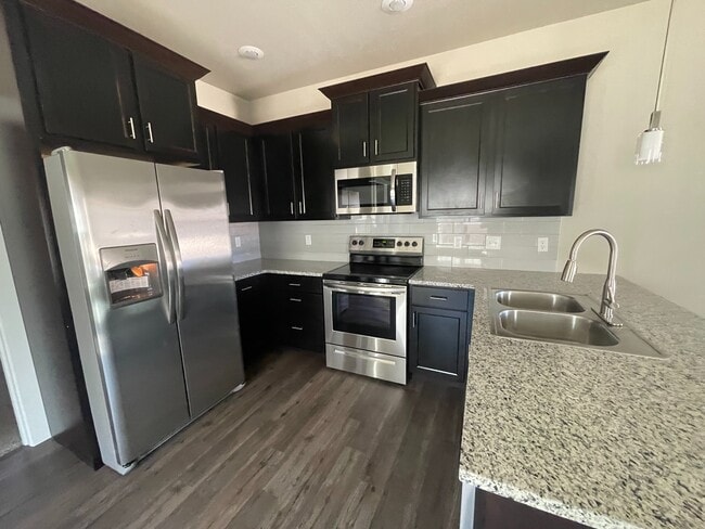 3225 W Sexton St in Springfield, MO - Foto de edificio - Building Photo