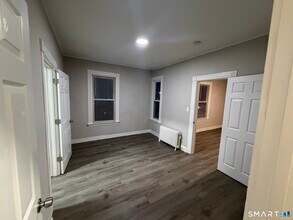 174 Lamson St in West Haven, CT - Building Photo - Building Photo