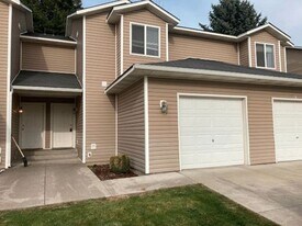 114 N Bowdish Rd in Spokane Valley, WA - Building Photo