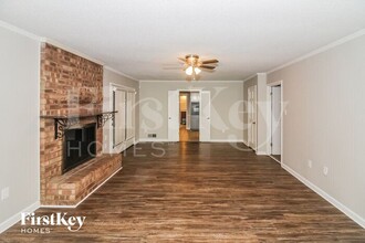 2698 Kingham Dr in Memphis, TN - Foto de edificio - Building Photo
