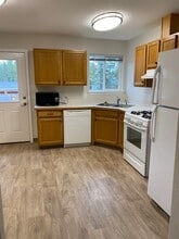 1701 B Aliak Dr in Kenai, AK - Building Photo - Building Photo