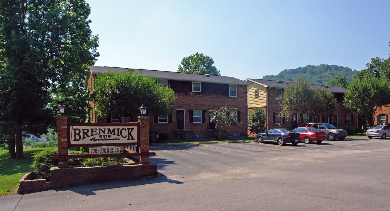 Brenmick (Patriot of Brenmick) in Charleston, WV - Building Photo