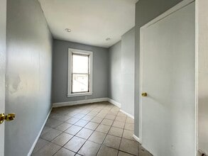 31 William St, Unit 3L in Belleville, NJ - Building Photo - Building Photo