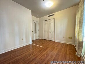 8 Glencoe St in Boston, MA - Building Photo - Building Photo