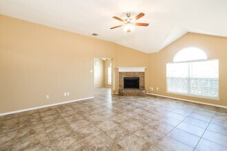 1308 Dawnridge Ct in Burleson, TX - Building Photo - Building Photo