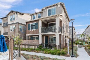 37380 Watersail Way in Newark, CA - Building Photo