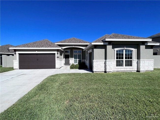 40 Ensenada Ave in McAllen, TX - Building Photo - Building Photo