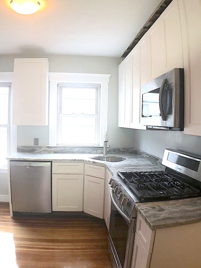 20 Washburn Ave in Cambridge, MA - Building Photo - Building Photo