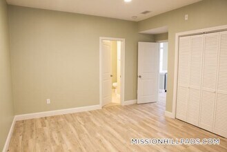 10 Roxbury St in Boston, MA - Foto de edificio - Building Photo