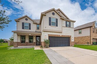 3215 Laurel Bend Ln in Pearland, TX - Foto de edificio - Building Photo