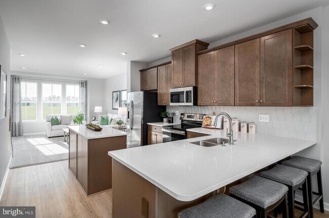 4927 DUNHAVEN Dr in Fredericksburg, VA - Building Photo - Building Photo