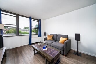 9019 Wall St in North Bergen, NJ - Building Photo - Building Photo
