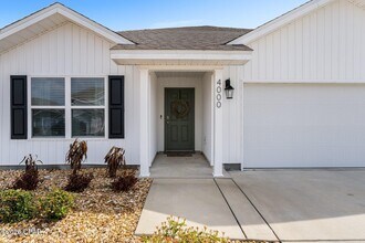 4000 Millicent Ln in Panama City, FL - Building Photo - Building Photo