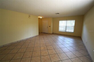 2007 Country Brook Ave in Clermont, FL - Building Photo - Building Photo
