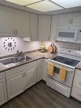 948 Virginia St in Dunedin, FL - Building Photo - Building Photo