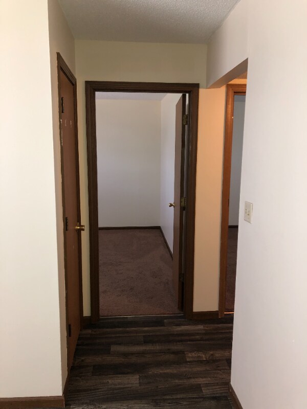 2309 Southridge Dr in Jefferson City, MO - Foto de edificio - Building Photo