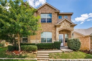 9024 Sundance Trail in Aubrey, TX - Building Photo