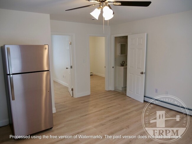 99 Orange St in Fall River, MA - Building Photo - Building Photo