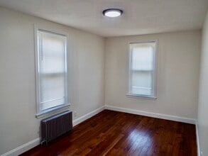92 Rockland St, Unit 1 in Boston, MA - Building Photo - Building Photo