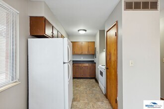 807-807 S Erie St in Wichita, KS - Building Photo - Building Photo