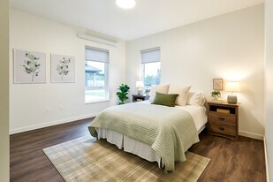 The Bluebird in Portland, OR - Building Photo