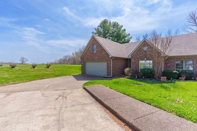6554 Waterford Pl in Owensboro, KY - Building Photo - Building Photo