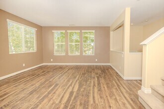 9955 Watergum Trail in Santee, CA - Building Photo - Building Photo